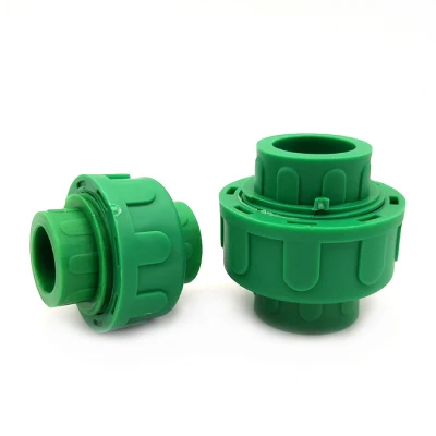 Instalaciones de tuberías de la unión del plástico PPR del color verde DIN8077 para el agua potable